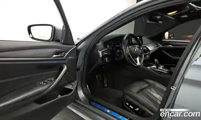 BMW 5-Series 2017 2.0 Автомат в Москве № 233537, миниатюра 4