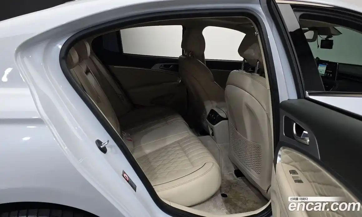 Genesis G70 2018 3.3 Автомат в Москве № 23389, фото 17