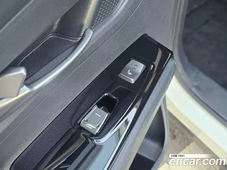 SsangYong Korando 2019 1.6 Автомат в Москве № 237069, фото 9