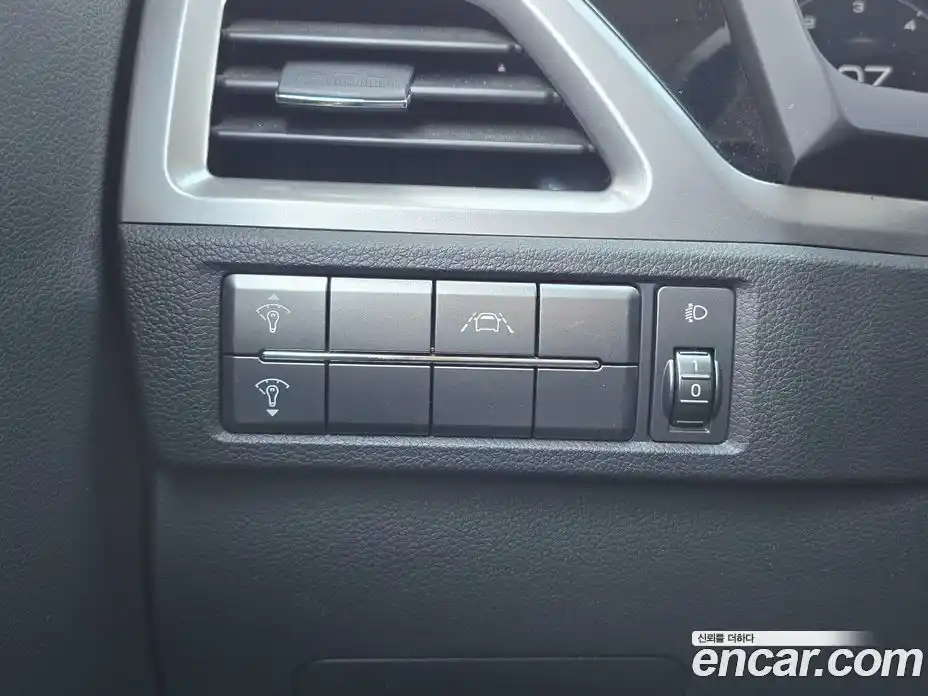 SsangYong Korando 2019 1.6 Автомат в Москве № 237069, фото 10