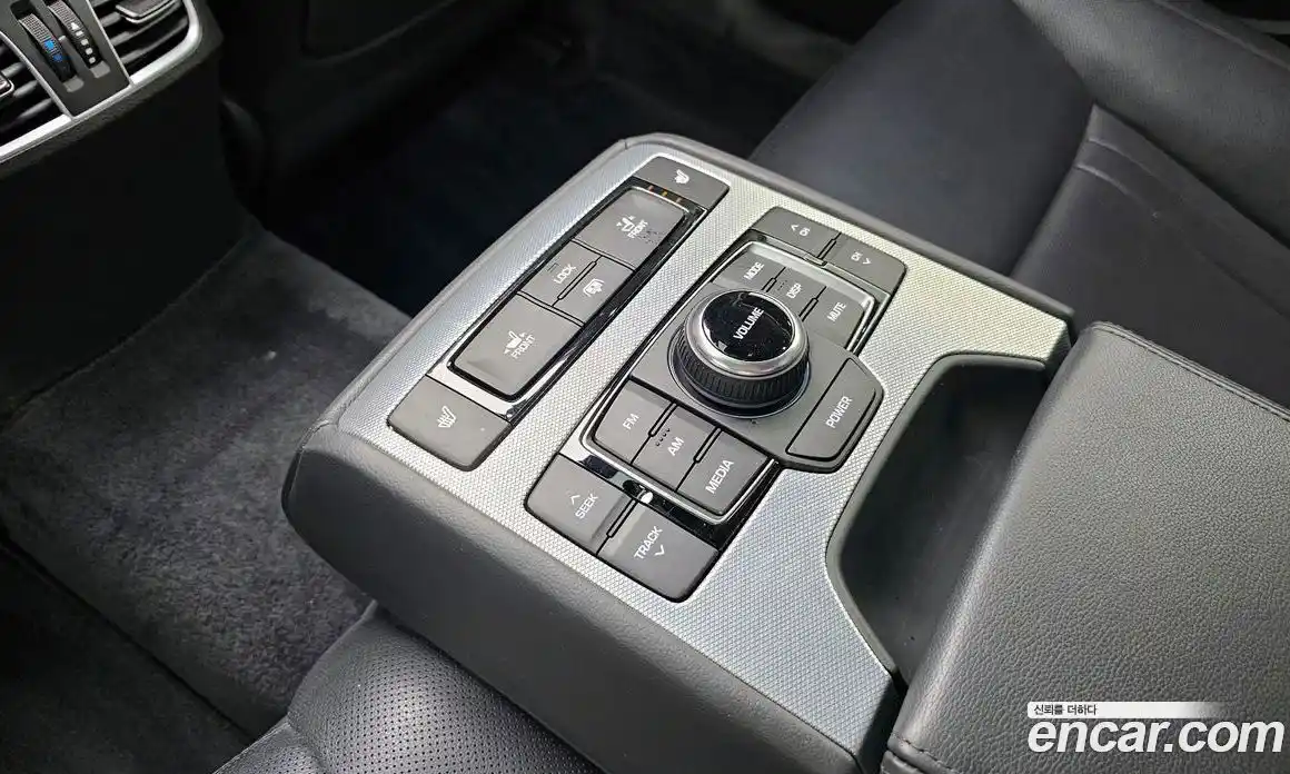 Genesis G80 2018 3.3 Автомат в Москве № 24323, фото 12