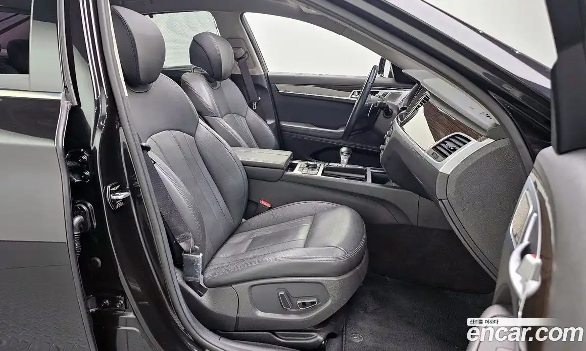 Genesis G80 2018 3.3 Автомат в Москве № 24323, фото 18