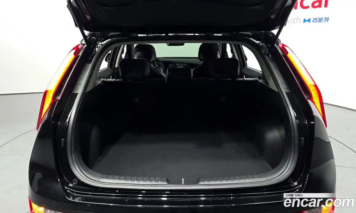 Kia Niro 2025 1.6 Автомат в Москве № 248703, фото 19