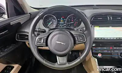 Jaguar XE 2017 2.0 Автомат в Москве № 256088, миниатюра 8