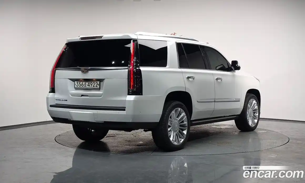 Cadillac Escalade 2020 6.2 Автомат в Москве № 256361, фото 16