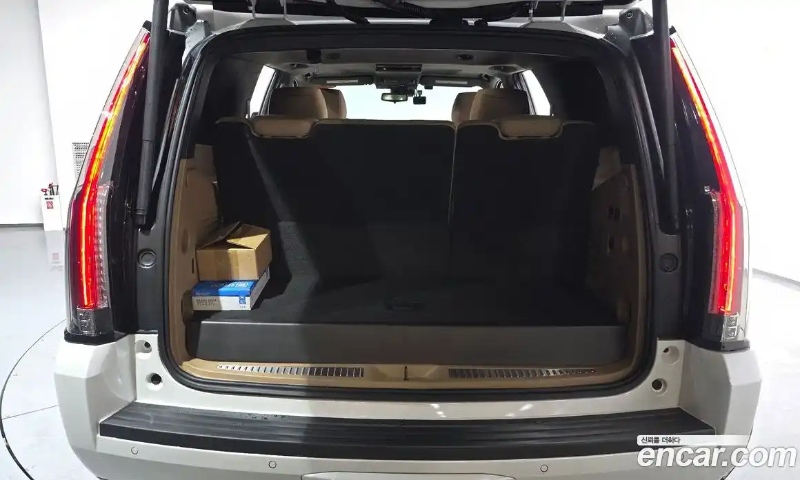 Cadillac Escalade 2020 6.2 Автомат в Москве № 256361, фото 18