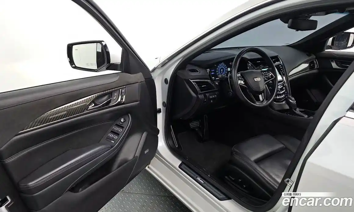 Cadillac CTS 2018 2.0 Автомат в Москве № 256494, фото 16