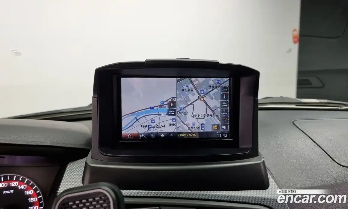 SsangYong Korando 2016 2.0 Автомат в Москве № 27074, фото 17