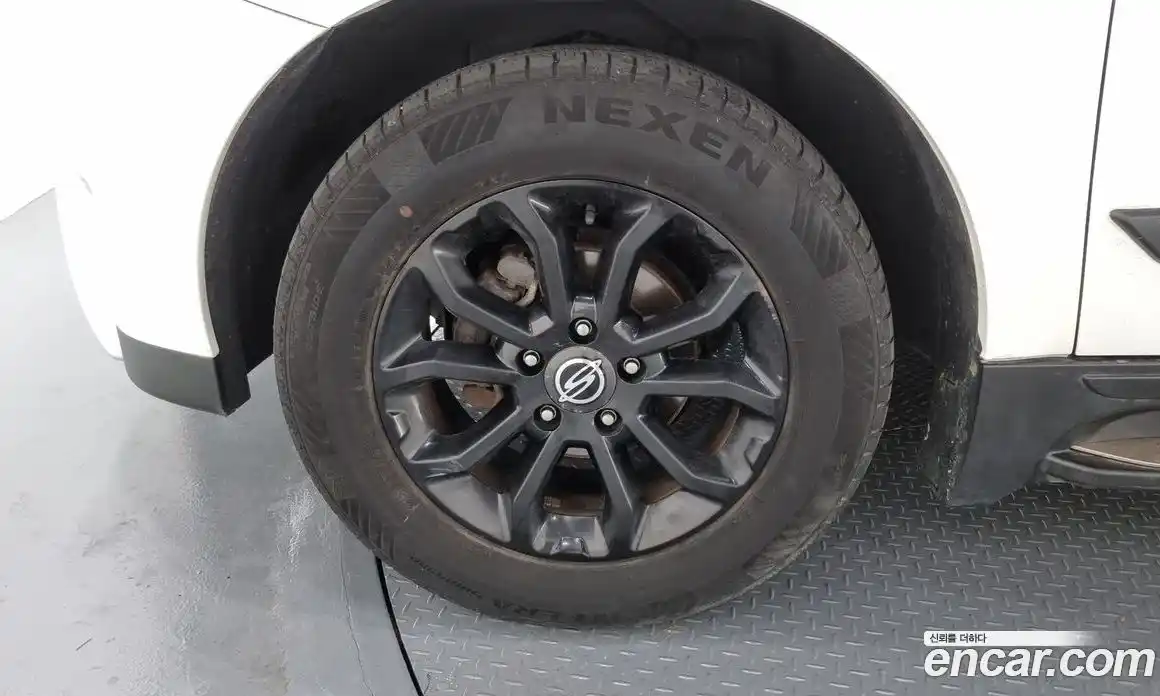 SsangYong Korando 2016 2.0 Автомат в Москве № 27074, фото 18