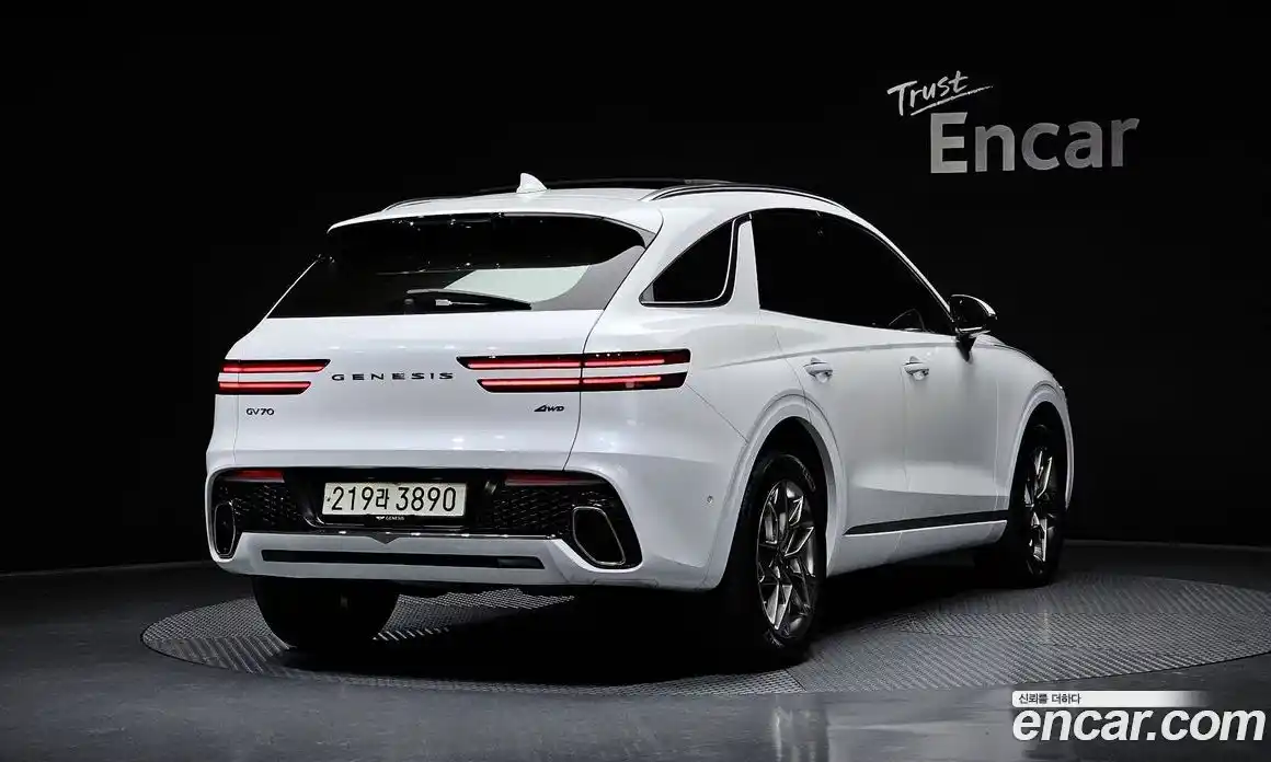 Genesis GV70 2023 2.5 Автомат в Москве № 27100, фото 13