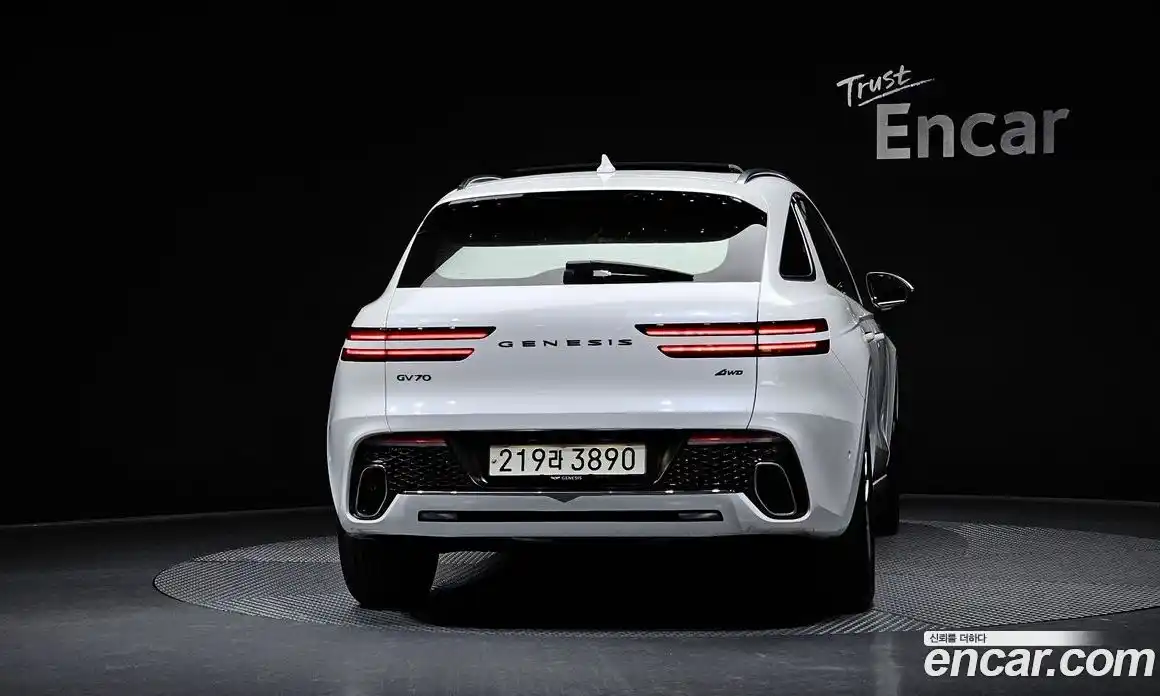 Genesis GV70 2023 2.5 Автомат в Москве № 27100, фото 15