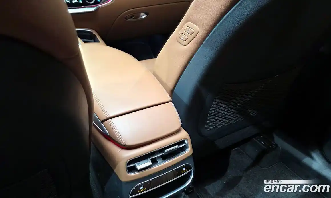 Genesis GV70 2023 2.5 Автомат в Москве № 27100, фото 18