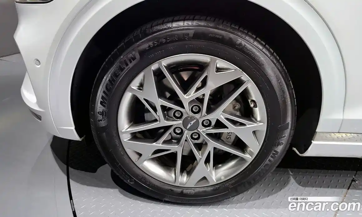 Genesis GV70 2023 2.5 Автомат в Москве № 27100, фото 19