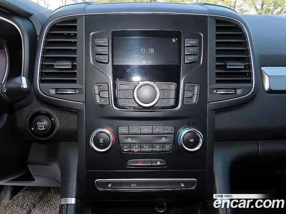 Renault QM6 2024 2.0 Автомат в Москве № 277232, фото 8