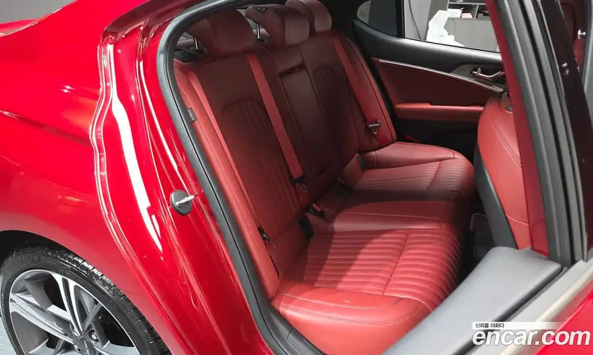 Genesis G70 2024 2.5 Автомат в Москве № 27758, фото 9