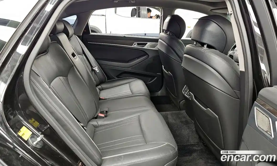 Genesis G80 2018 3.3 Автомат в Москве № 27837, фото 12