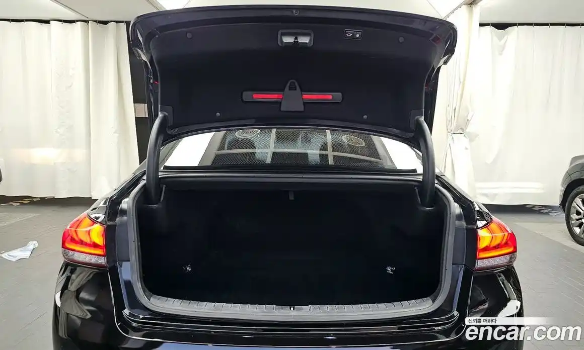 Genesis G80 2018 3.3 Автомат в Москве № 27837, фото 20