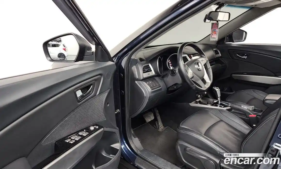 SsangYong TIBOLI 2015 1.6 Автомат в Москве № 28293, фото 11