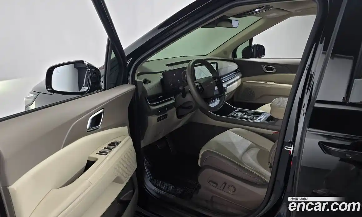 Kia Canival 2025 1.6 Автомат в Москве № 285979, фото 9