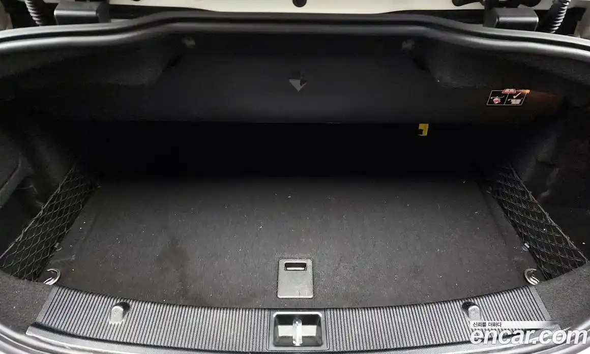 Mercedes-Benz E-Class 2016 2.0 Автомат в Москве № 292354, фото 20