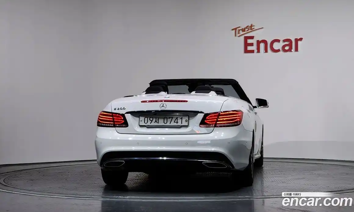 Mercedes-Benz E-Class 2016 2.0 Автомат в Москве № 292354, фото 4