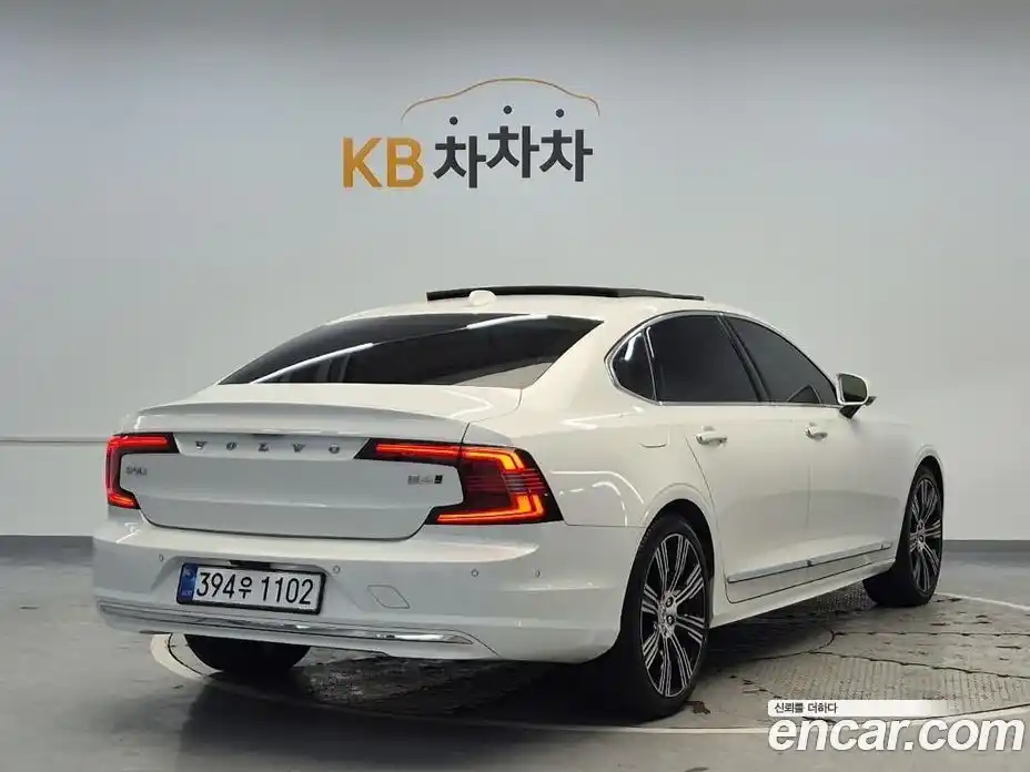 Volvo S90 2023 2.0 Автомат в Москве № 293967, фото 3