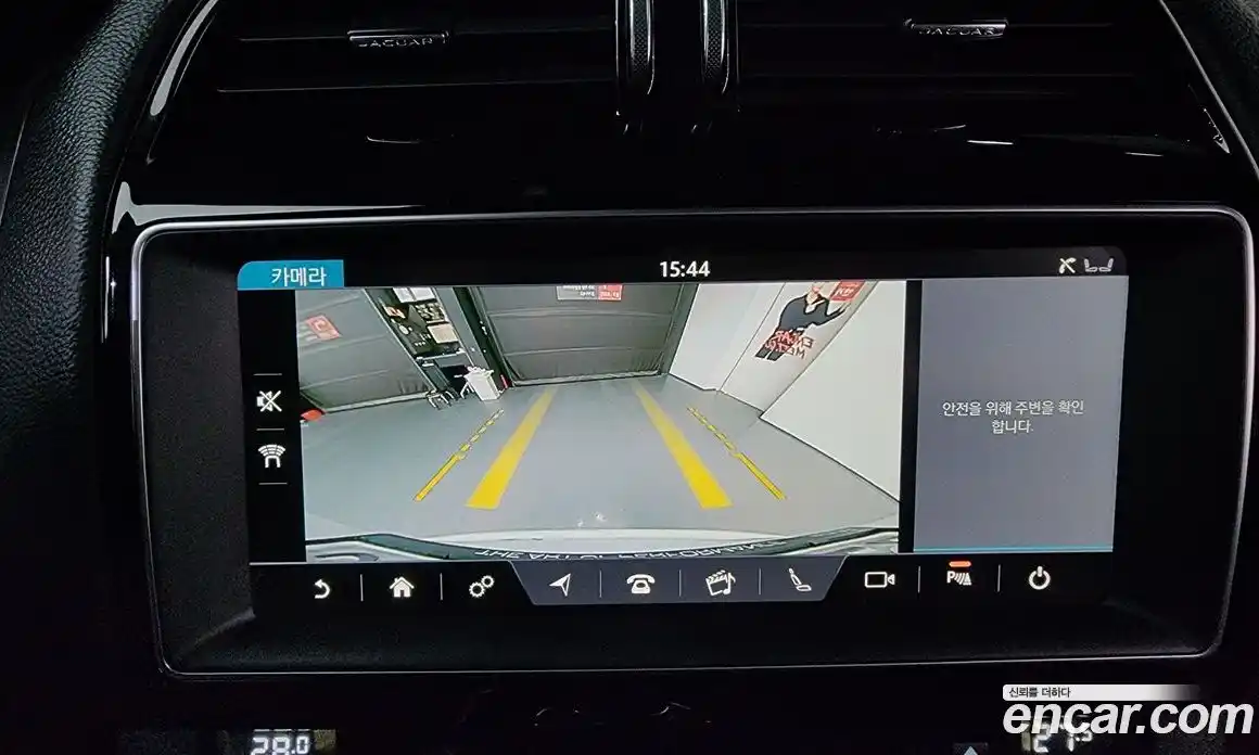 Jaguar F-Pace 2018 2.0 Автомат в Москве № 305017, фото 19