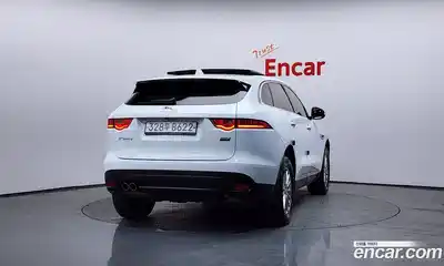 Jaguar F-Pace 2018 2.0 Автомат в Москве № 305017, миниатюра 3