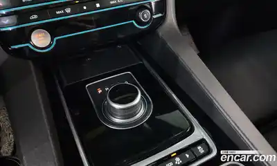 Jaguar F-Pace 2018 2.0 Автомат в Москве № 305017, миниатюра 10