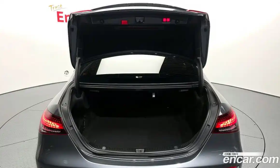 Mercedes-Benz E-Class 2022 2.0 Автомат в Москве № 307660, фото 18