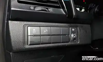 SsangYong Rexton 2021 2.2 Автомат в Москве № 31104, миниатюра 7