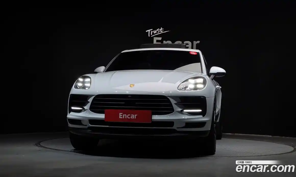 Porsche Macan 2019 2.0 Автомат в Москве № 312903, фото 17