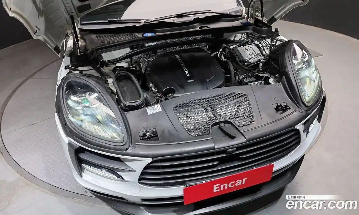 Porsche Macan 2019 2.0 Автомат в Москве № 312903, фото 18