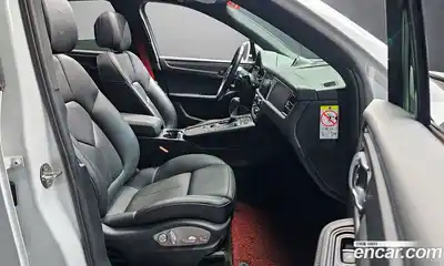 Porsche Macan 2019 2.0 Автомат в Москве № 312903, миниатюра 2