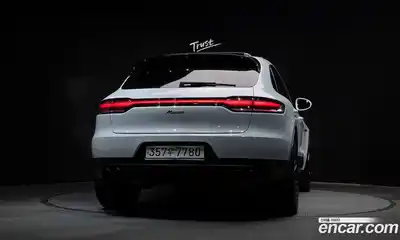 Porsche Macan 2019 2.0 Автомат в Москве № 312903, миниатюра 6