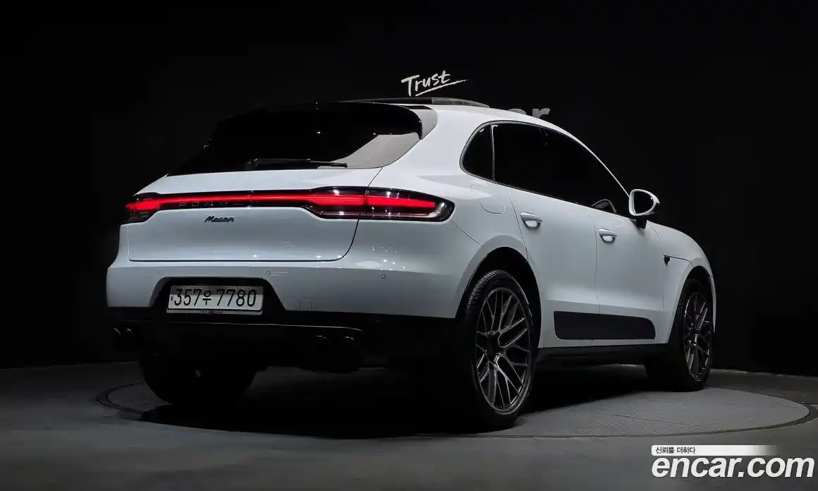 Porsche Macan 2019 2.0 Автомат в Москве № 312903, фото 7
