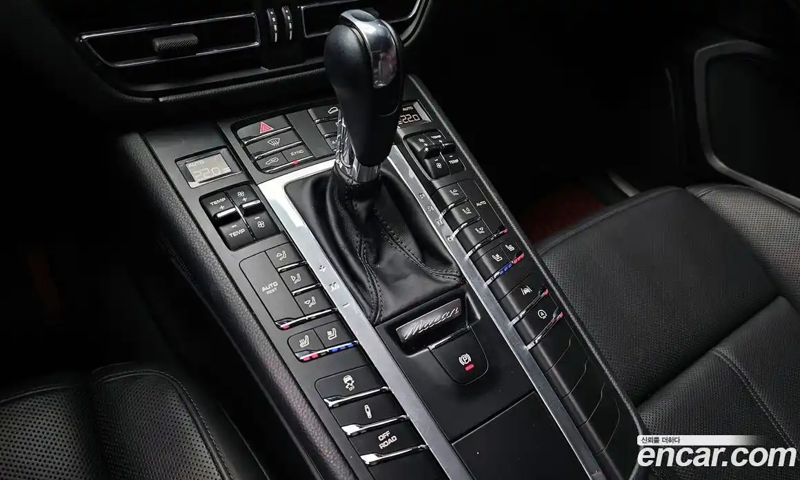 Porsche Macan 2019 2.0 Автомат в Москве № 312903, фото 10