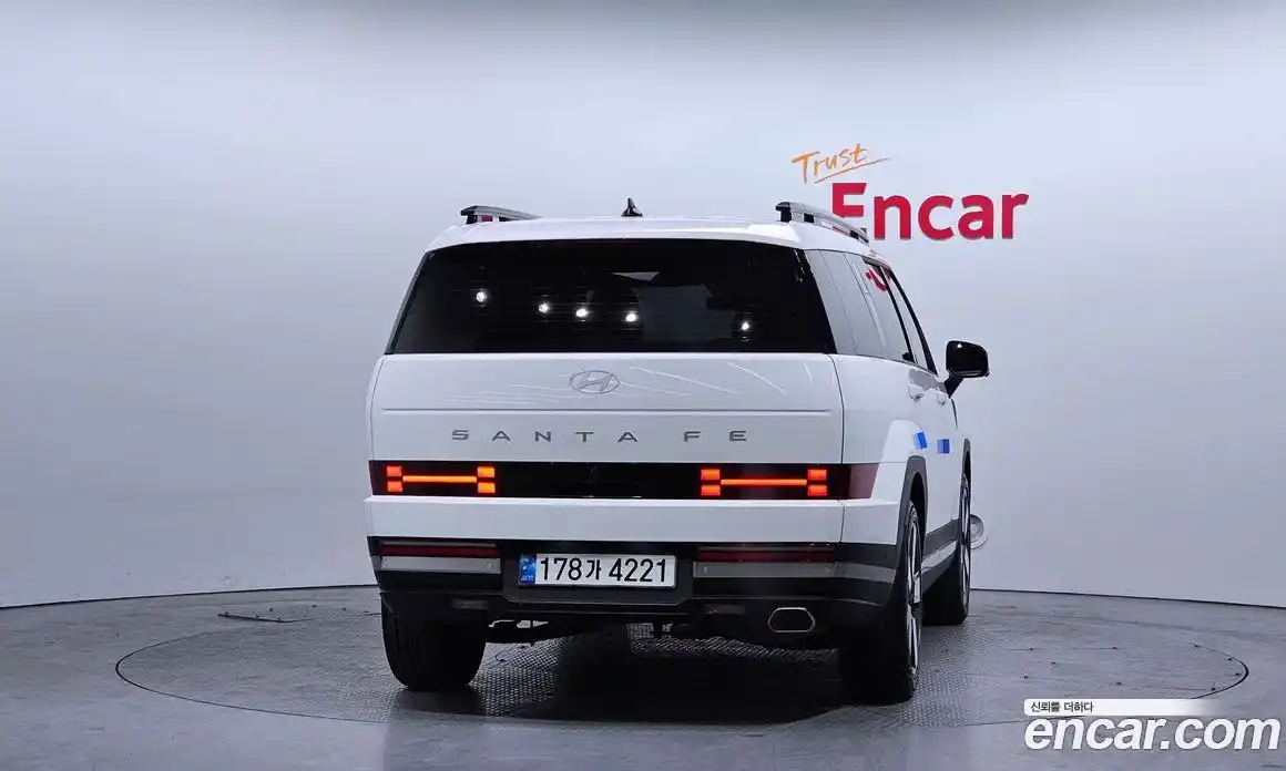 Hyundai Santa Fe 2024 2.5 Автомат в Москве № 318398, фото 12