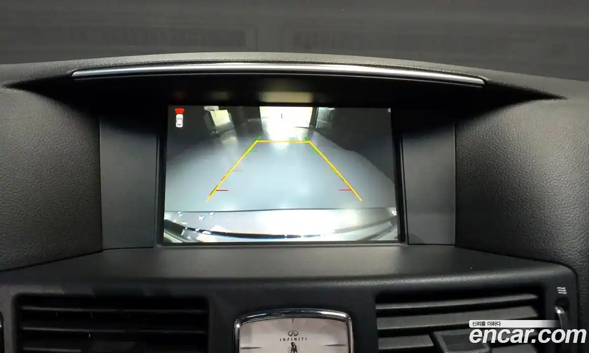 Infiniti M 2011 5.6 Автомат в Москве № 320495, фото 5