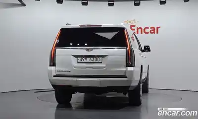 Cadillac Escalade 2015 6.2 Автомат в Москве № 321038, миниатюра 4
