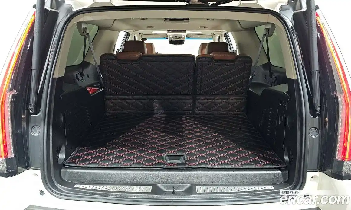 Cadillac Escalade 2015 6.2 Автомат в Москве № 321038, фото 5