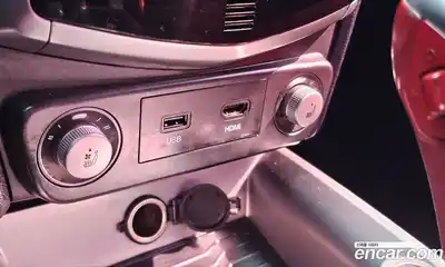 SsangYong TIBOLI 2015 1.6 Автомат в Москве № 324431, миниатюра 11