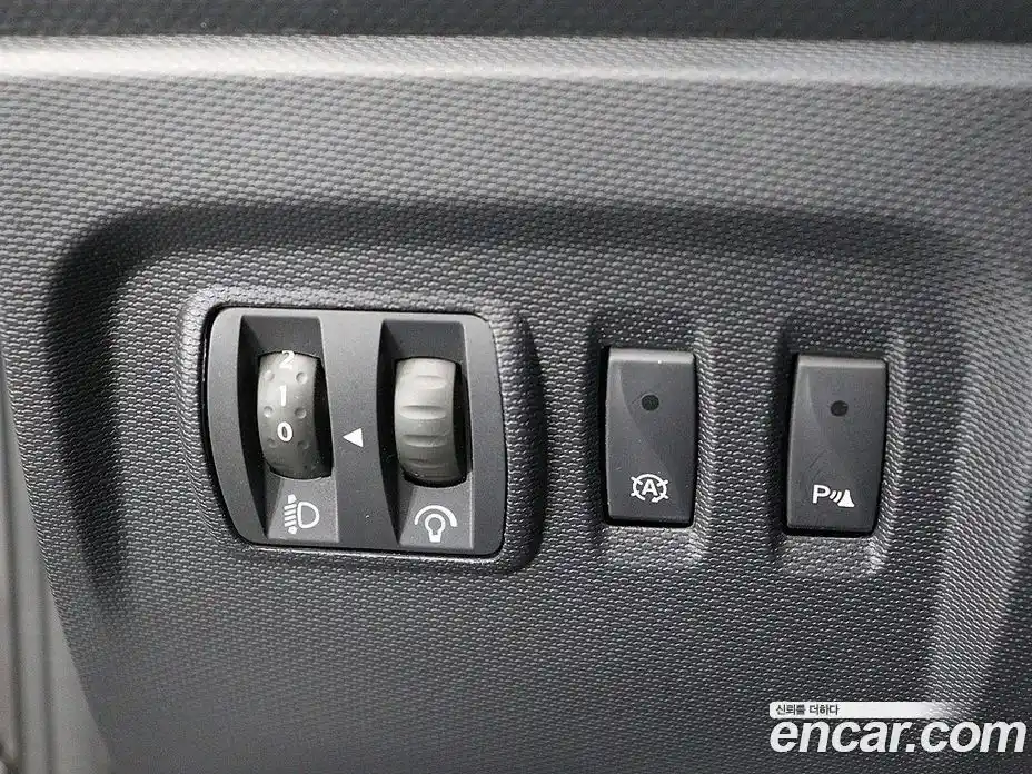 Renault QM3 2016 1.5 Автомат в Москве № 330042, фото 12