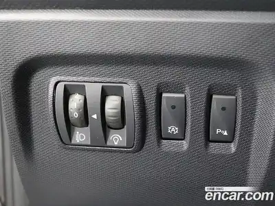 Renault QM3 2016 1.5 Автомат в Москве № 330042, миниатюра 12