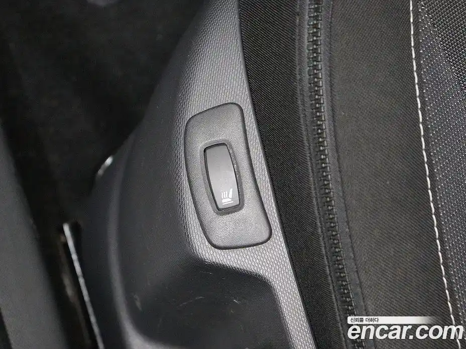 Renault QM3 2016 1.5 Автомат в Москве № 330042, фото 14