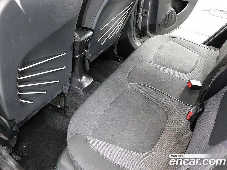 Renault QM3 2016 1.5 Автомат в Москве № 330042, фото 17