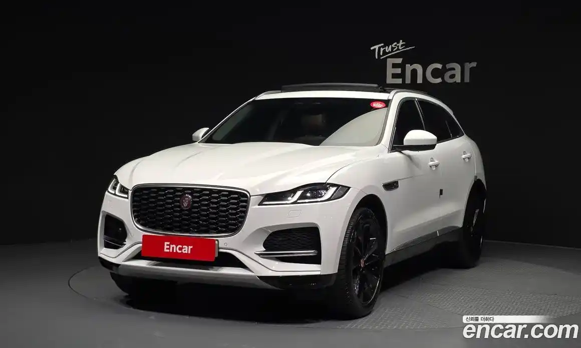 Jaguar F-Pace 2023 2.0 Автомат в Москве № 331359, фото 16