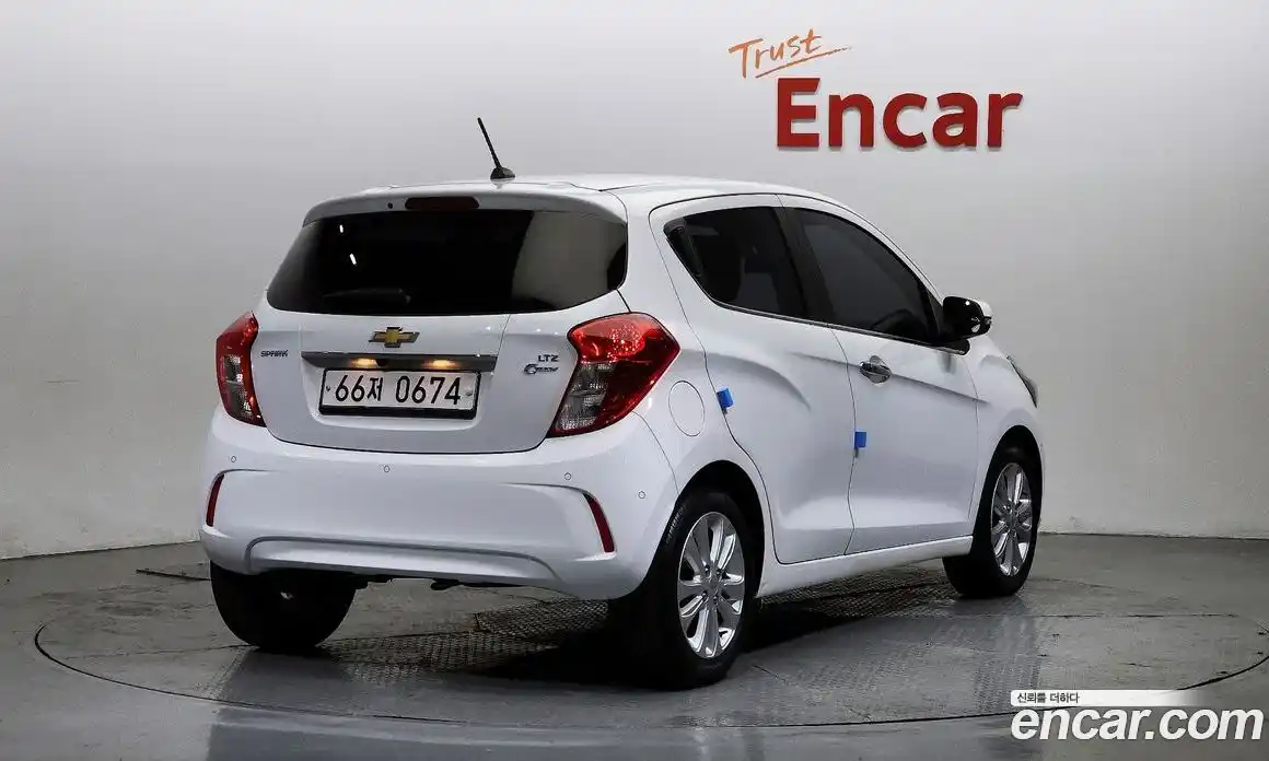 Chevrolet Spark 2017 1.0 Автомат в Москве № 332257, фото 4