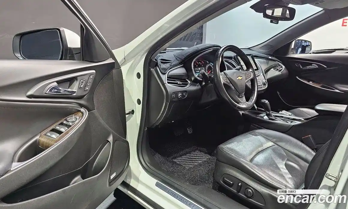 Chevrolet Malibu 2017 2.0 Автомат в Москве № 332508, фото 11