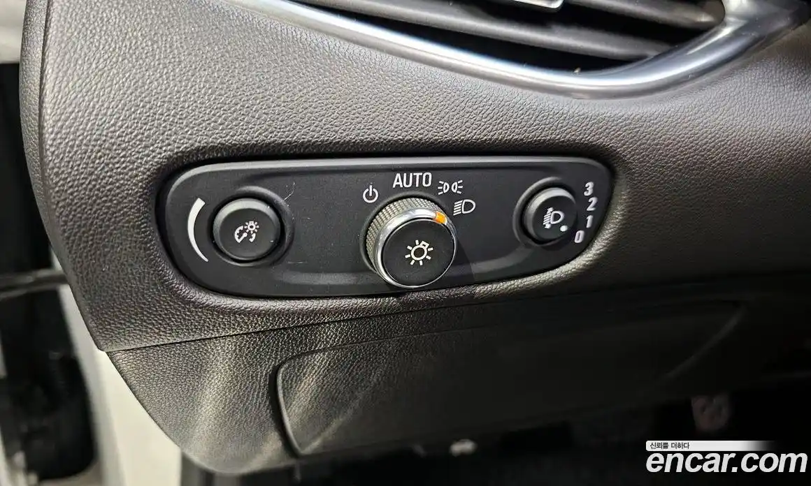 Chevrolet Malibu 2017 2.0 Автомат в Москве № 332508, фото 14